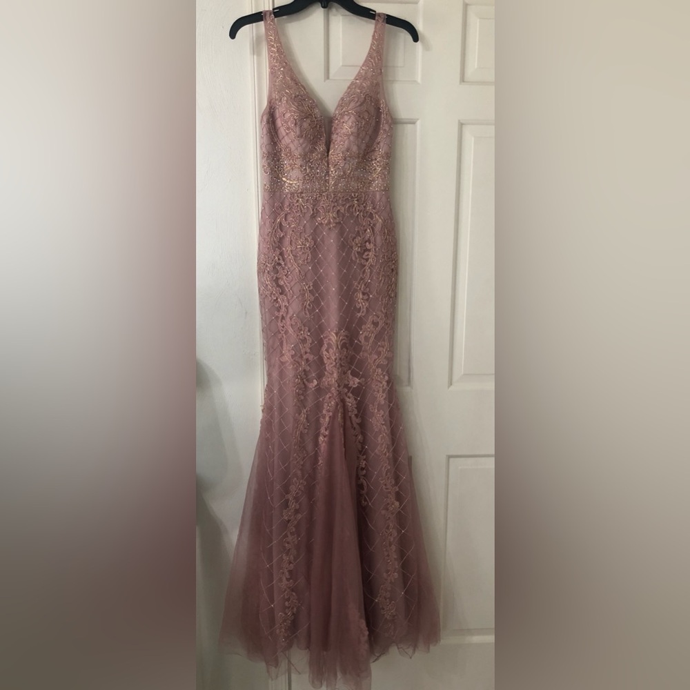 Elegant Rose Pink Beaded Lace Evening Gown